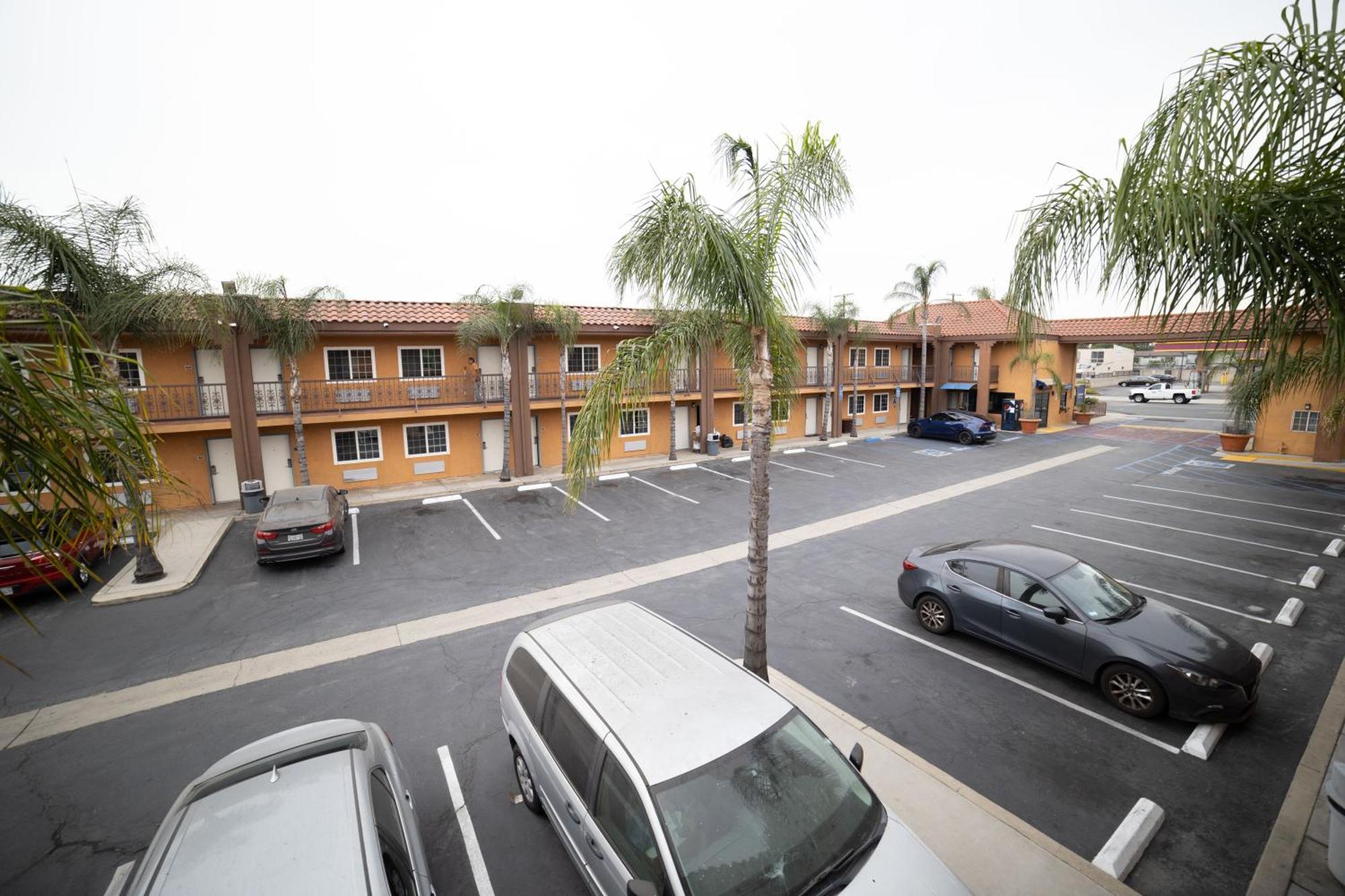 Express Inn & Suites Ontario Airport Eksteriør bilde